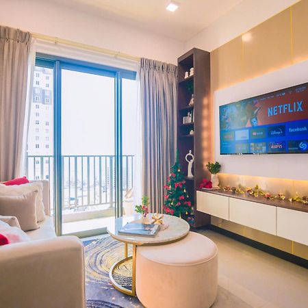 Celestara Luxury Colombo Apartment At Trizen With Pool, City View Exterior photo