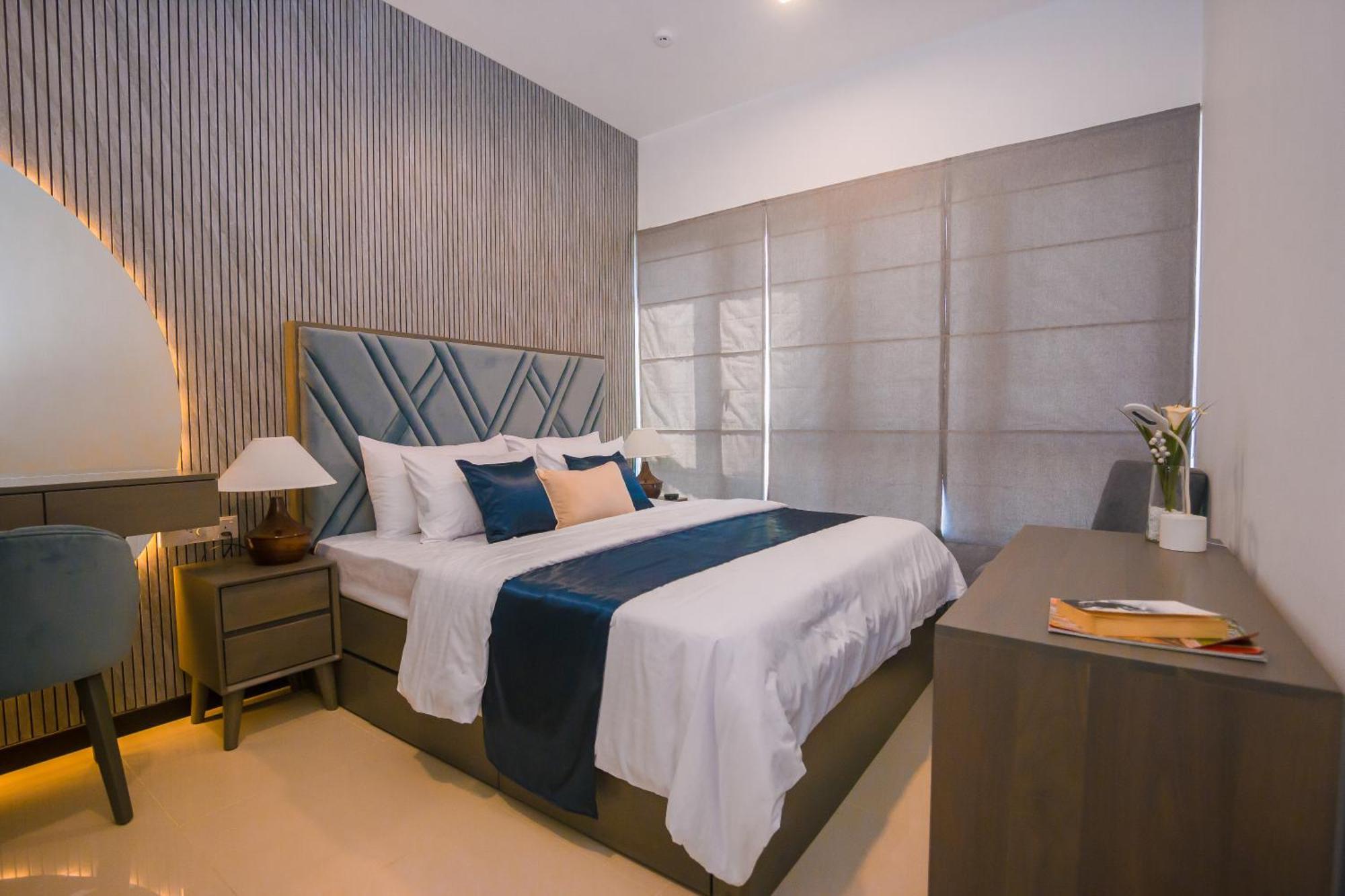 Celestara Luxury Colombo Apartment At Trizen With Pool, City View Exterior photo